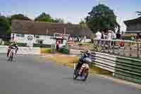 Vintage-motorcycle-club;eventdigitalimages;mallory-park;mallory-park-trackday-photographs;no-limits-trackdays;peter-wileman-photography;trackday-digital-images;trackday-photos;vmcc-festival-1000-bikes-photographs